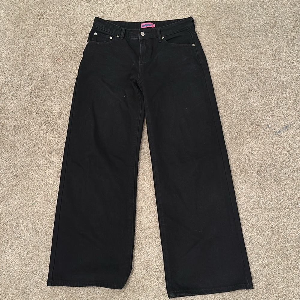 Stylish Black Jeans with Red Sneakers